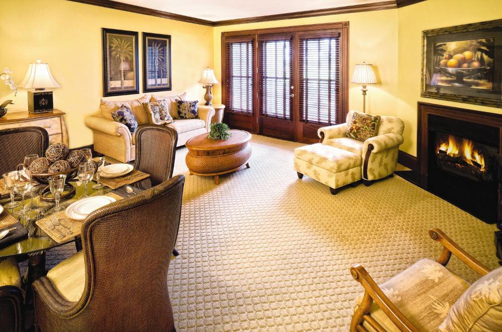 Three-Bedroom Presidential Suite interior